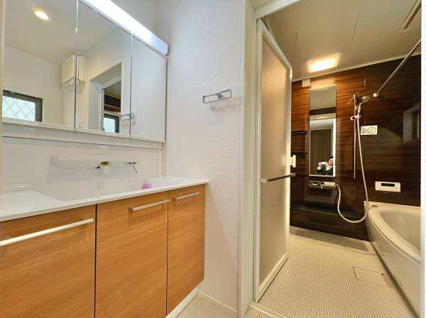 神奈川県鎌倉市七里ガ浜2丁目 / 中古戸建 / 5,999万円【東宝ハウス
