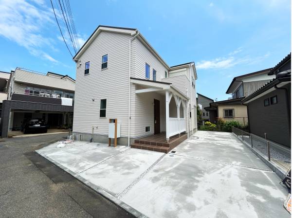 神奈川県茅ヶ崎市浜竹４丁目の新築戸建