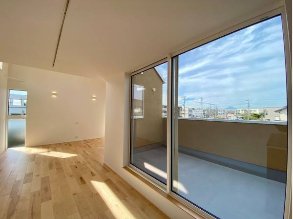 神奈川県藤沢市大庭の新築戸建
