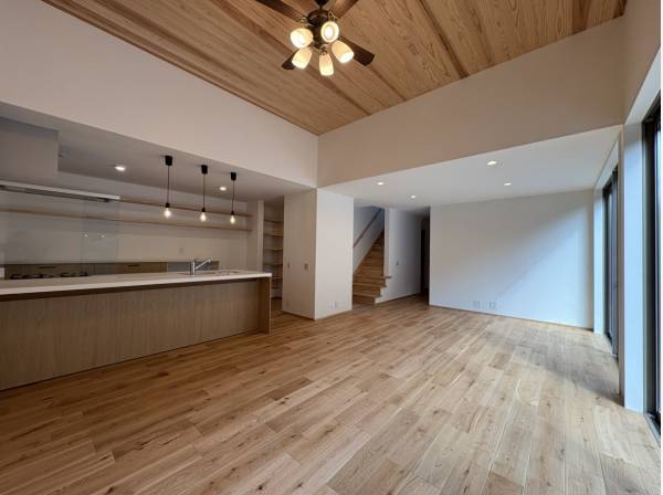 神奈川県鎌倉市梶原３丁目の新築戸建