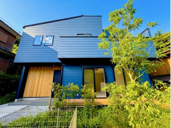 神奈川県鎌倉市稲村ガ崎５丁目の新築戸建