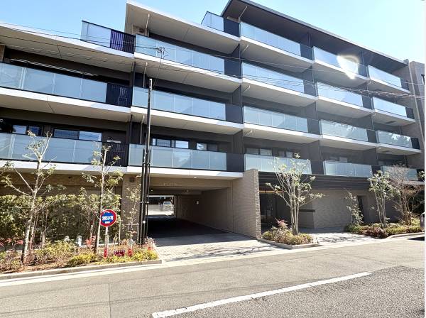 神奈川県平塚市龍城ケ丘のマンション