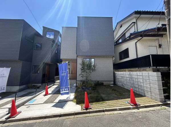 神奈川県三浦郡葉山町長柄の新築戸建