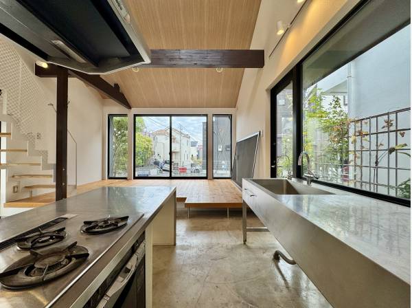 神奈川県藤沢市片瀬３丁目の中古戸建