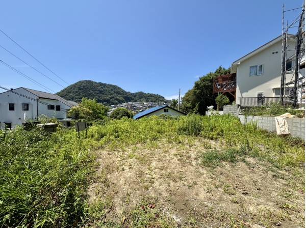 神奈川県三浦郡葉山町一色の土地