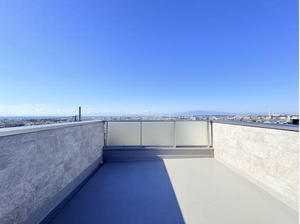 神奈川県藤沢市片瀬山１丁目の新築戸建