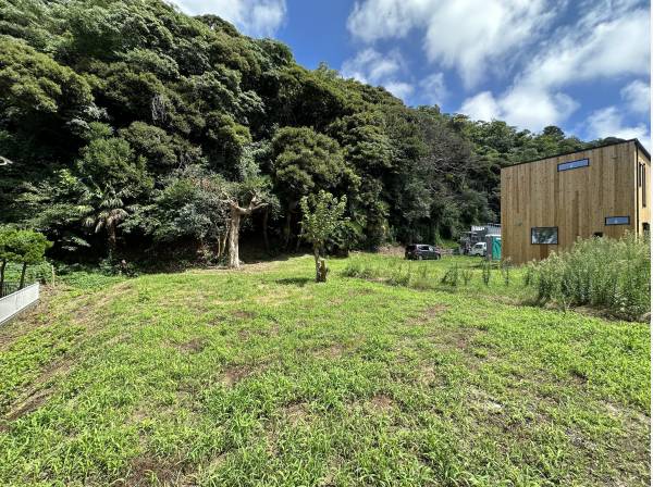 神奈川県三浦郡葉山町一色の土地