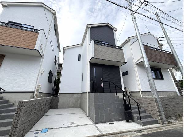 神奈川県逗子市小坪２丁目の新築戸建