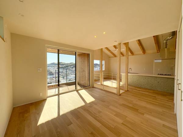 神奈川県鎌倉市梶原２丁目の新築戸建