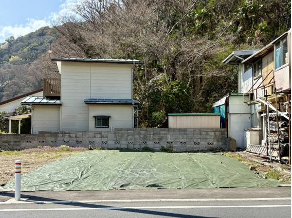 神奈川県三浦郡葉山町長柄の土地