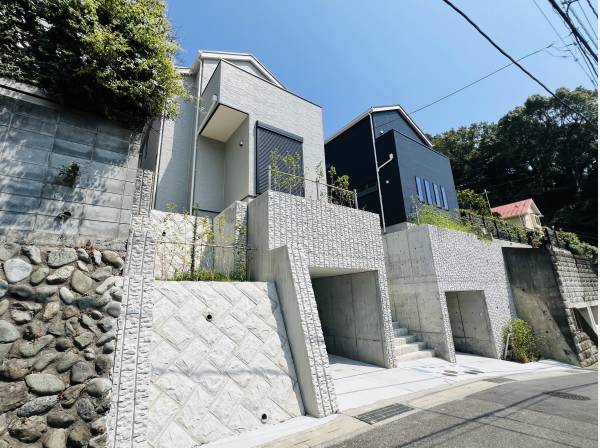 神奈川県鎌倉市稲村ガ崎５丁目の新築戸建