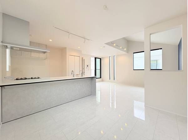 神奈川県茅ヶ崎市東海岸南３丁目の新築戸建