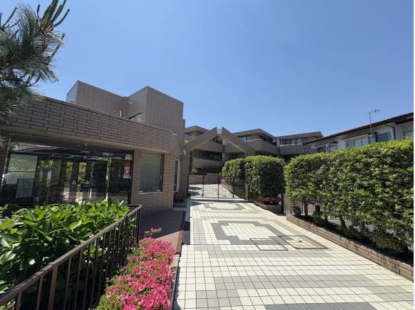 神奈川県茅ヶ崎市柳島海岸のマンション