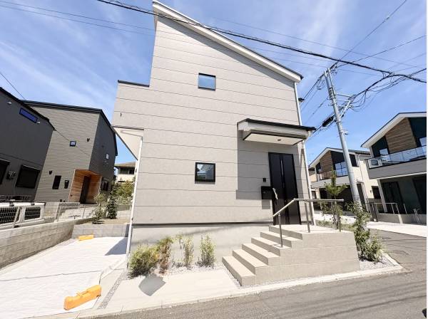 神奈川県藤沢市辻堂太平台１丁目の新築戸建