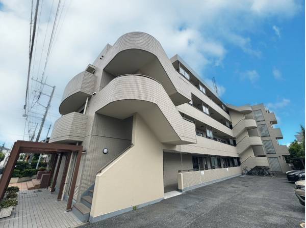 神奈川県茅ヶ崎市ひばりが丘のマンション