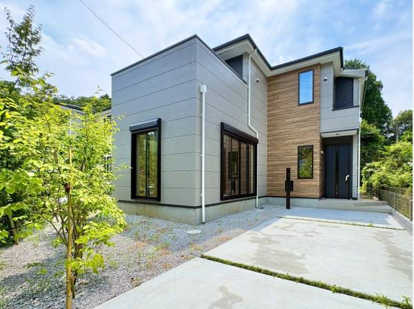 神奈川県鎌倉市梶原３丁目の新築戸建