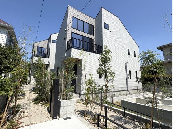 神奈川県藤沢市鵠沼松が岡４丁目の新築戸建
