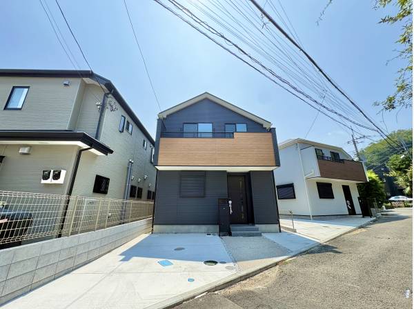 神奈川県逗子市山の根３丁目の新築戸建