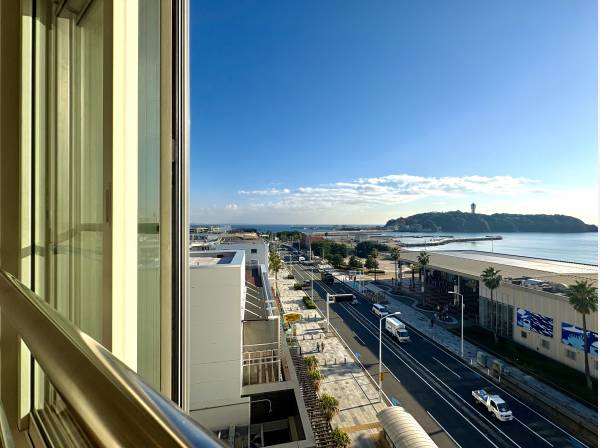 神奈川県藤沢市片瀬海岸２丁目のマンション