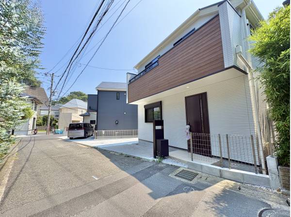 神奈川県逗子市山の根３丁目の新築戸建