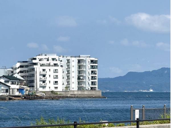 神奈川県横須賀市東浦賀２丁目のマンション