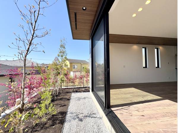 神奈川県鎌倉市稲村ガ崎５丁目の新築戸建