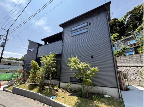 神奈川県鎌倉市極楽寺１丁目の新築戸建
