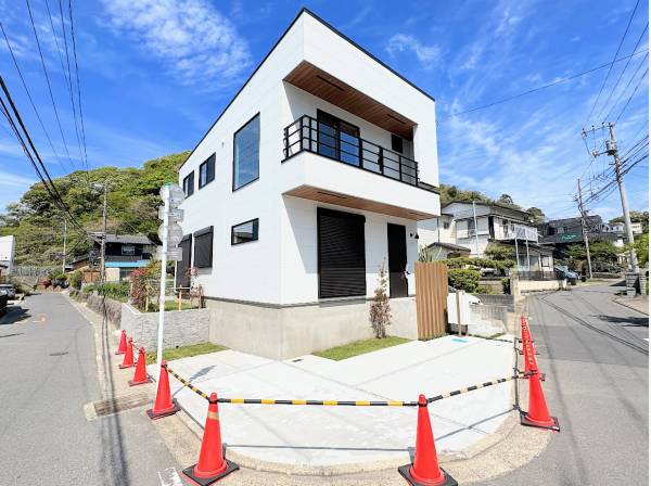 神奈川県三浦郡葉山町一色の新築戸建