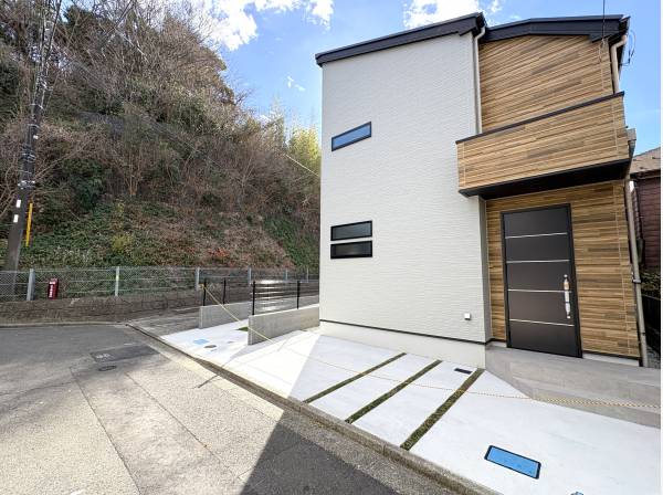神奈川県逗子市池子２丁目の新築戸建