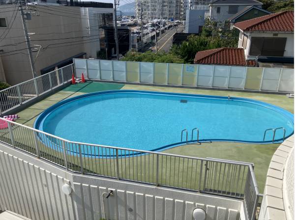 神奈川県横須賀市佐島３丁目のマンション