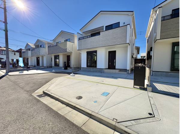 神奈川県藤沢市辻堂太平台１丁目の新築戸建