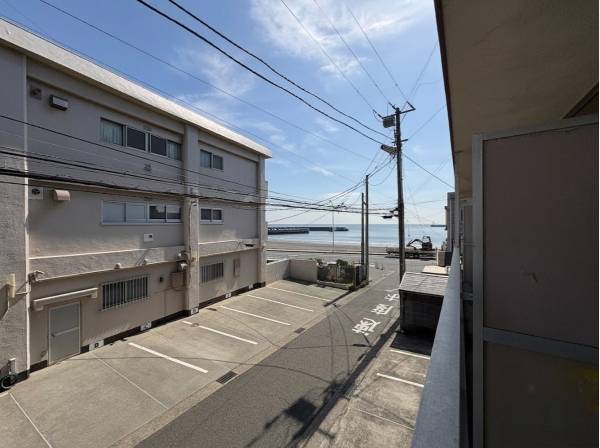 神奈川県鎌倉市腰越３丁目のマンション