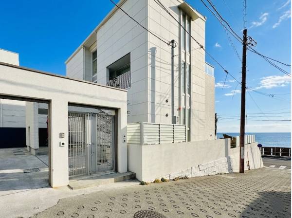 神奈川県鎌倉市稲村ガ崎1丁目 / 中古戸建 / 6億8,000万円【東宝ハウス