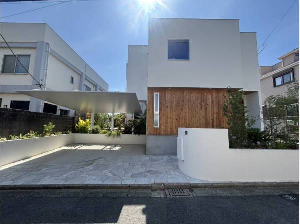 神奈川県鎌倉市七里ガ浜２丁目の新築戸建