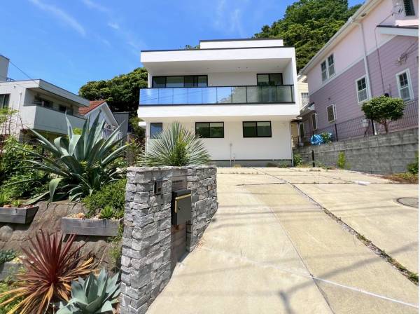 神奈川県鎌倉市材木座６丁目の中古戸建