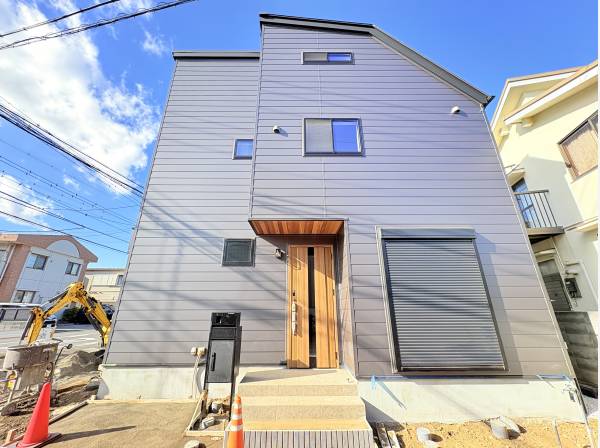 神奈川県藤沢市鵠沼海岸３丁目の新築戸建