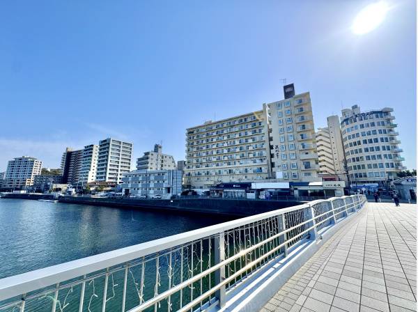 神奈川県藤沢市片瀬海岸１丁目のマンション