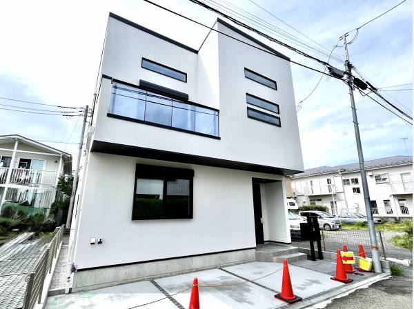 神奈川県藤沢市辻堂元町５丁目の新築戸建