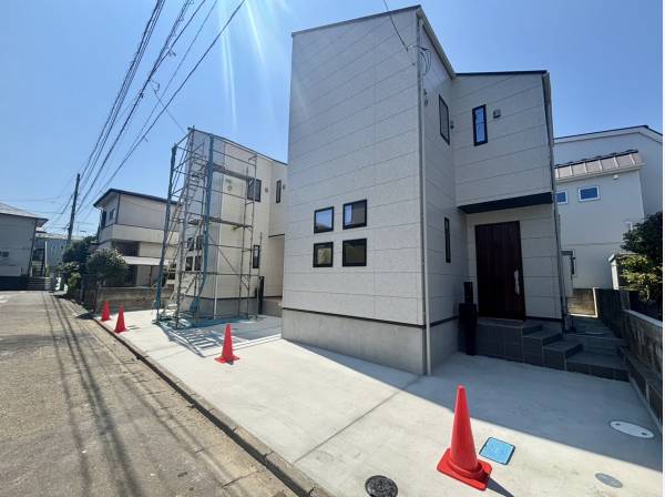 神奈川県藤沢市弥勒寺３丁目の新築戸建