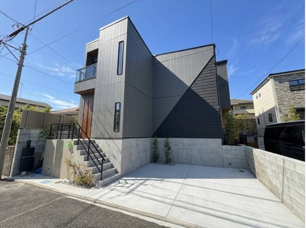 神奈川県藤沢市辻堂太平台１丁目の新築戸建