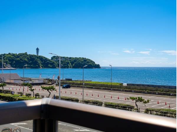 神奈川県藤沢市片瀬海岸３丁目のマンション