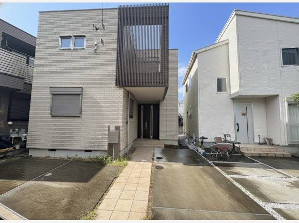 神奈川県茅ヶ崎市菱沼1丁目の中古戸建