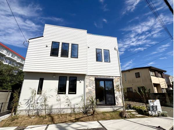 神奈川県藤沢市鵠沼海岸２丁目の新築戸建