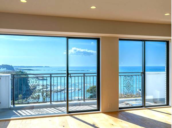 神奈川県横須賀市秋谷１丁目のマンション