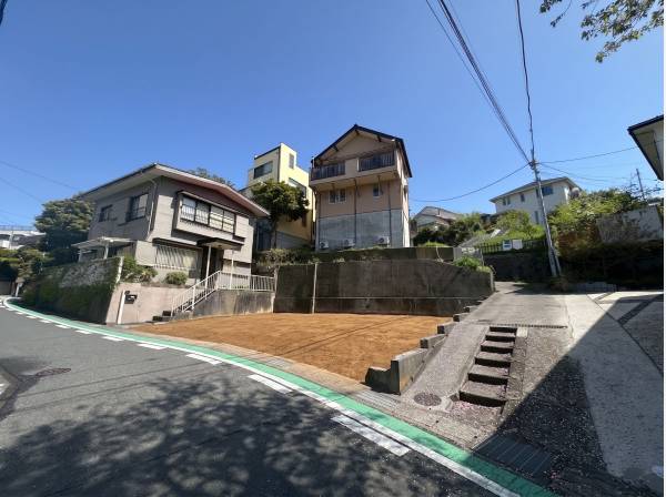 神奈川県三浦郡葉山町一色の土地