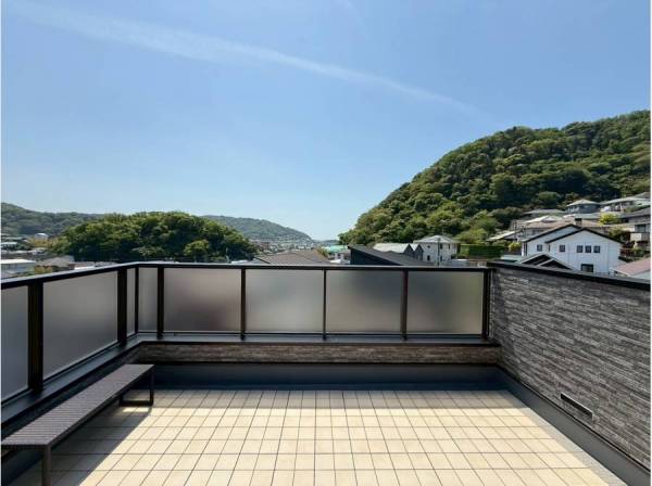 神奈川県三浦郡葉山町一色の新築戸建