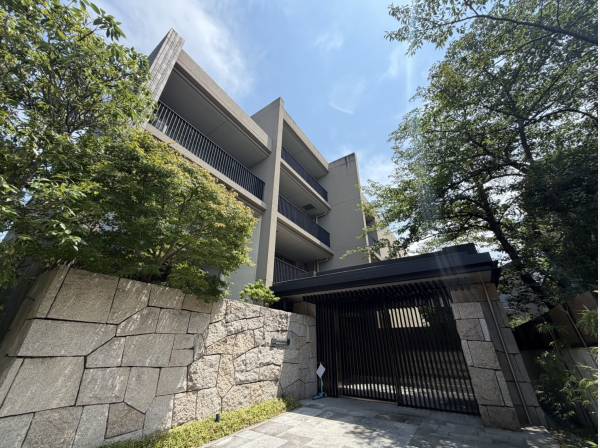 神奈川県鎌倉市二階堂のマンション