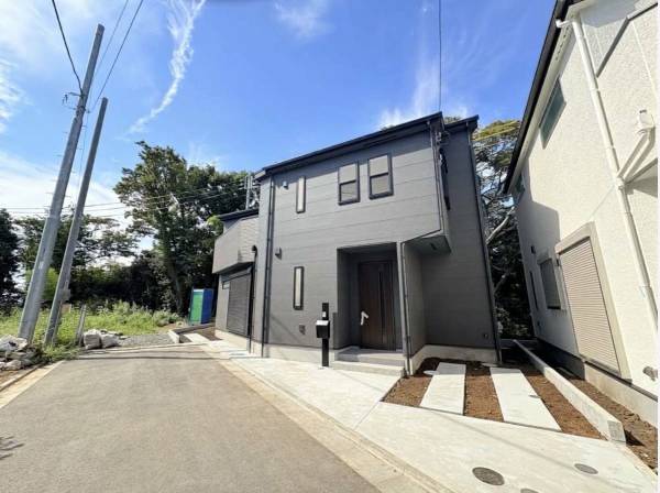 神奈川県藤沢市稲荷１丁目の新築戸建