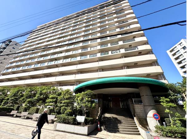 神奈川県藤沢市片瀬海岸１丁目のマンション