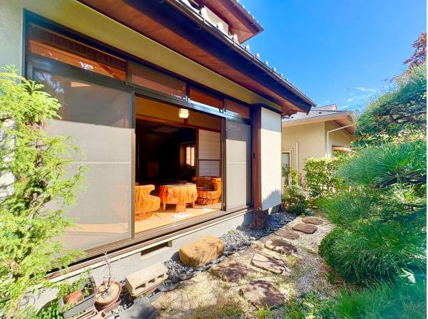 神奈川県鎌倉市鎌倉山１丁目の中古戸建